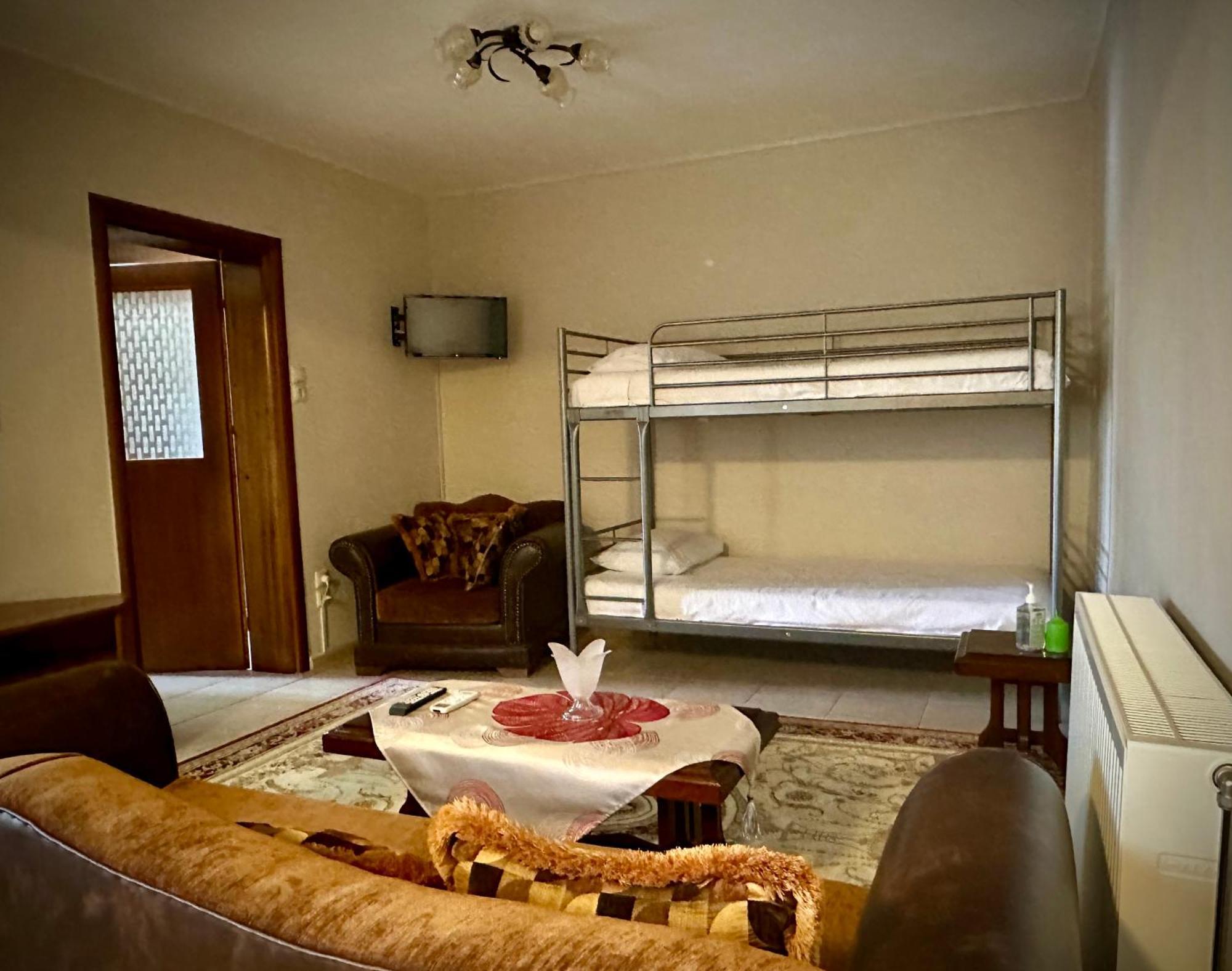 Sakis Meteora Home كاستراكيون المظهر الخارجي الصورة